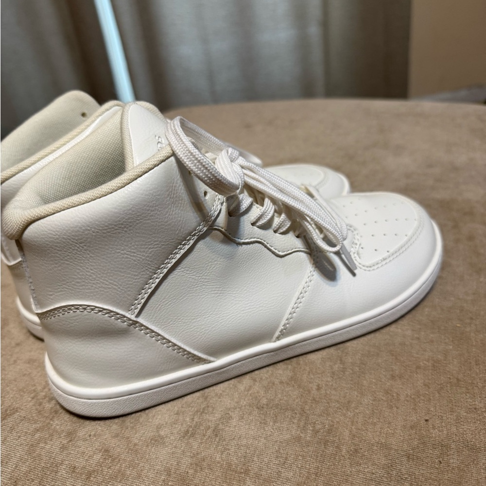 White High-Top Sneakers - Picture 5 of 8